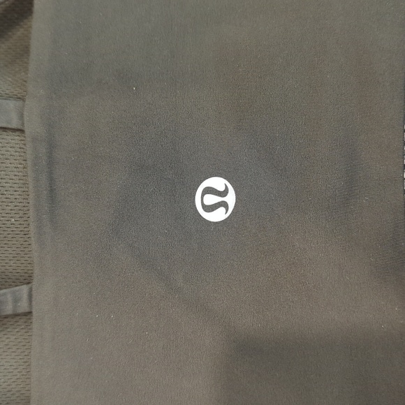 Lululemon Like a Cloud Bra Longline *Light Support, B/C Cup Dark Olive - Picture 7 of 10